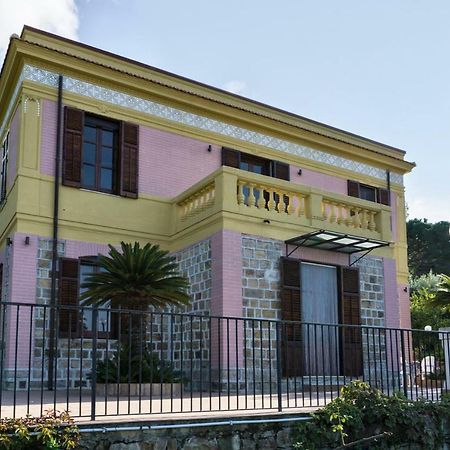 Villa Santa Lucia เชฟาลู ภายนอก รูปภาพ